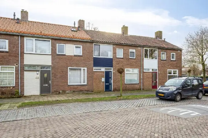 Tussenwoning te koop: Lage Kant 46, Brabantpark Breda