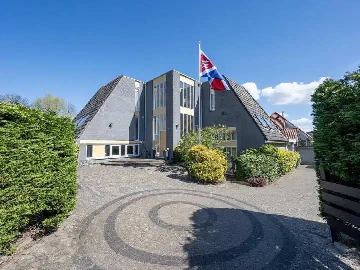 Vrijstaande woning te koop: Lagedijk 51, Spaarndam Spaarndam