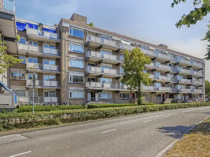Apartment for sale: Lagelandstraat 162, Graafsebuurt zuid 'S-Hertogenbosch
