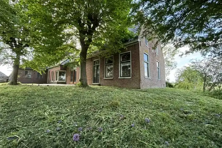 Vrijstaande woning te koop: Lageweg 2, Verspreide huizen Aduard Den Ham