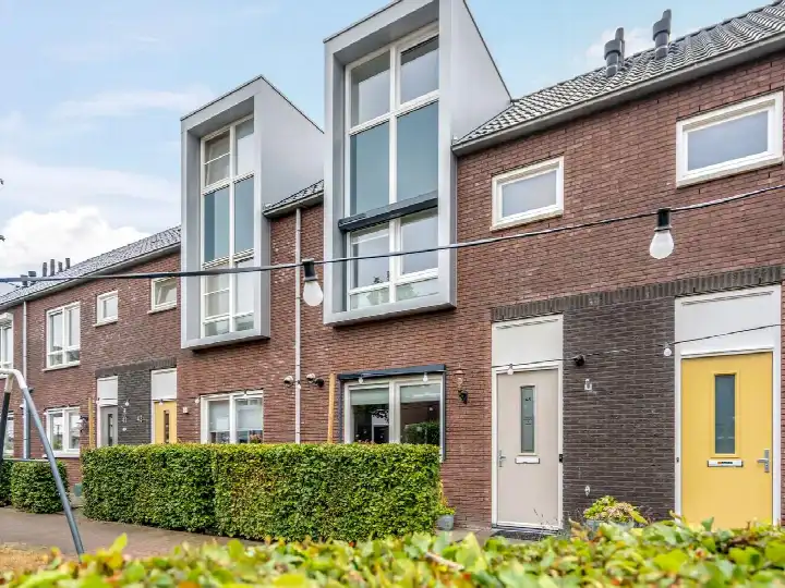 Tussenwoning te koop: Lakensnijdersgilde 45, Hasselt om de Weede Hasselt