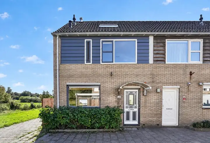Corner house for sale: Lambert Rimastraat 128, Gein 3 Amsterdam