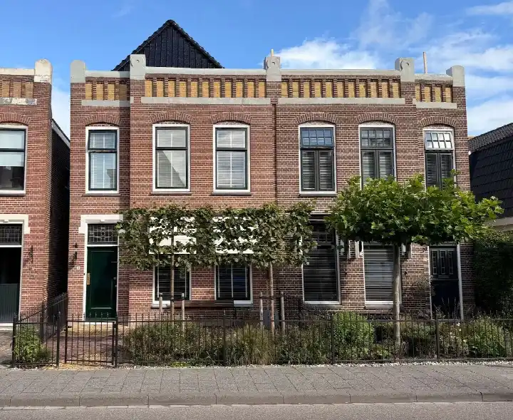 Twee-onder-één-kap te koop: Landbouwstraat 17, Schagen-Centrum Schagen