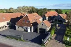 Appartement te koop: Landerum 8, Verspreide huizen Midsland-Zuid Landerum