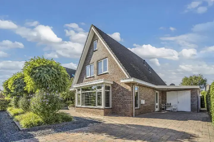 Detached house for sale: Landfort 83, Landerijen Noord/Oost Lelystad