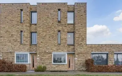 Tussenwoning te koop: Landgraaf 20, Grasrijk Eindhoven