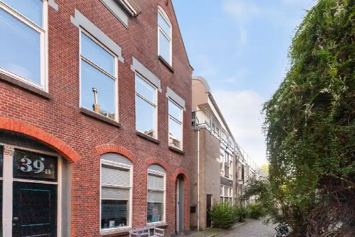 Apartment for sale: Landstraat 41, Vettenoordse Polder Oost Vlaardingen