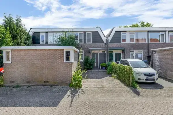 Tussenwoning te koop: Landvoogd 6, Rhoon Noord Rhoon