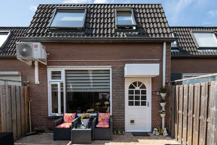 Tussenwoning te koop: Landvoogdstraat 66, Eikenderveld Heerlen