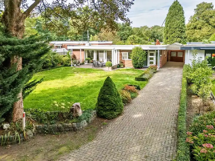 Vrijstaande woning te koop: Landweerweg 11, Grote Hei Venlo