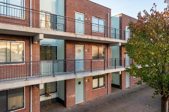 Apartment for sale: Lange Beekstraat 44, Bekenstein / De Luiaard Amersfoort