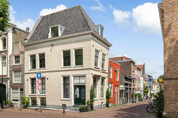 Apartment for sale: Lange Groenendaal 118, Turfmarkt e.o. Gouda