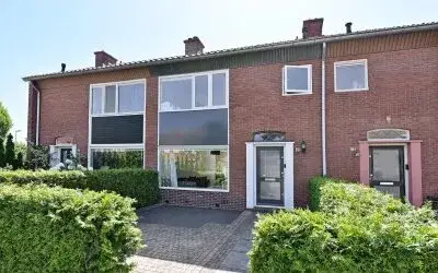 Tussenwoning te koop: Lange Heul 59, Wester Eng Bussum