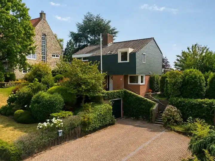 Detached house for sale: Lange Raarberg 8, Meerssen Meerssen