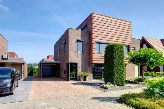 Twee-onder-één-kap te koop: Lange Sissen 29, Olingermeeden Appingedam