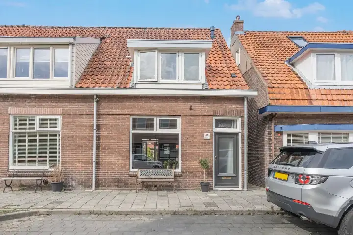 Hoekwoning te koop: Lange Tuinstraat 24, Centrum Zuid-West Enkhuizen