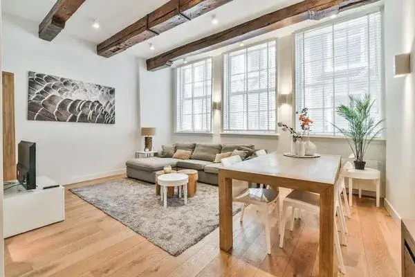 Woning te huur: Lange Niezel, Oude Kerk e.o. Amsterdam