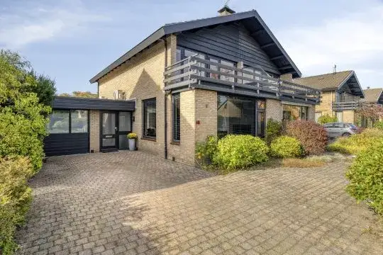 Tussenwoning te koop: Langelaar 66, Teteringen Teteringen