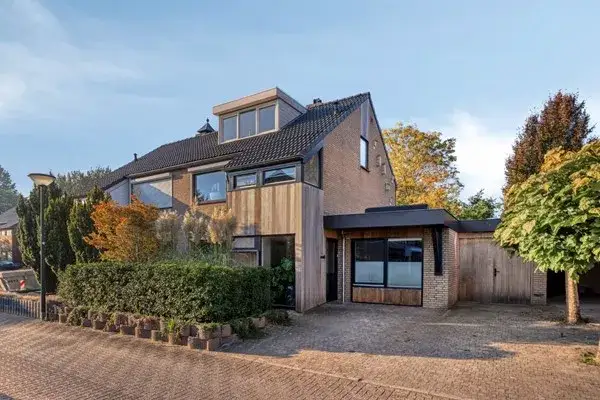 Twee-onder-één-kap te koop: Langenakker 152, Kerkakkers Mierlo