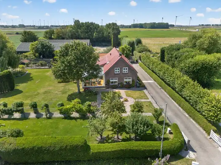 Vrijstaande woning te koop: Langeweg 35, Oude-Tonge buitengebied Oude-Tonge