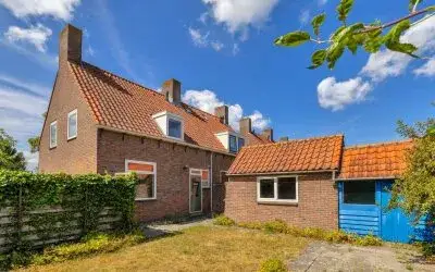 Twee-onder-één-kap te koop: Langeweg 62, Stellendam west Stellendam