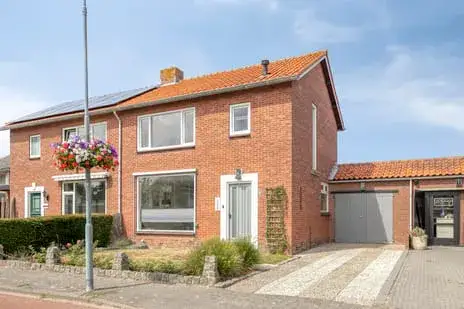 Terraced house for sale: Lantsheerstraat 20, Oostkapelle Oostkapelle