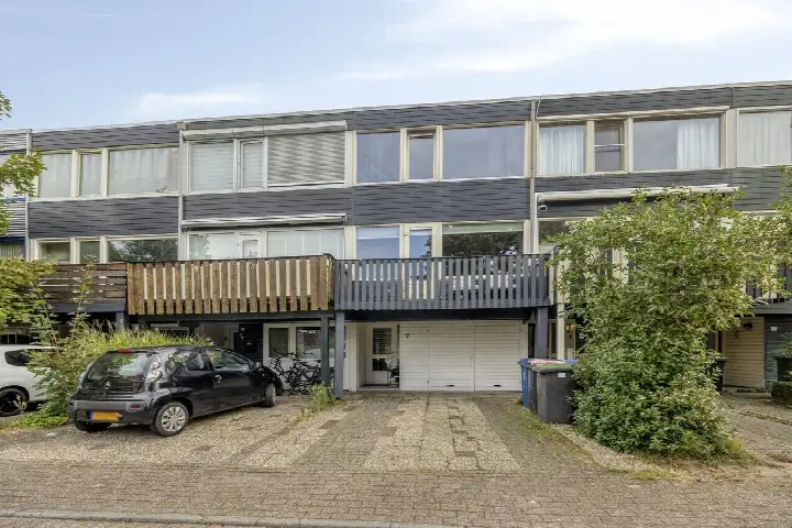 Tussenwoning te koop: Laurierstraat 7, De Mheen Apeldoorn