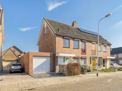 Twee-onder-één-kap te koop: Leeghwaterstraat 20, Dullaert Hulst