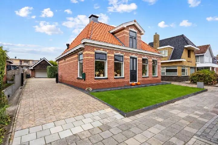 Vrijstaande woning te koop: Leeksterweg 11, Haulerwijk-Noord-West Haulerwijk