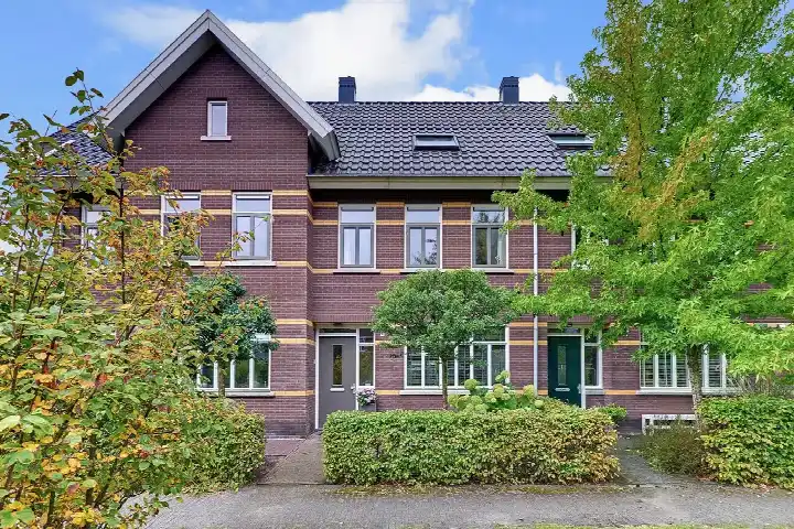 Tussenwoning te koop: Leembergerhout 24, Harderhout II Harderwijk