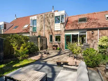 Terraced house for sale: Leemveld 152, De Velden/De Stukken Assen