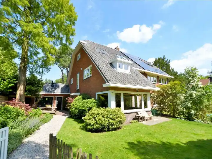 Twee-onder-één-kap te koop: Leemzeulder 2B, Zwarte Berg Laren