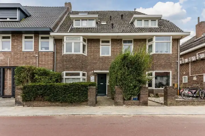 Studio for sale: Leenderweg 180B, Kerstroosplein Eindhoven