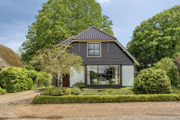 Detached house for sale: Leeuwenbergweg 31, Loenen Loenen