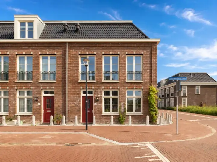 Hoekwoning te koop: Leeuwenburgstraat 21, Vechtrijk Weesp