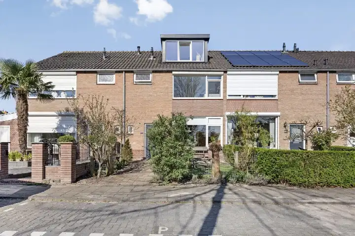 Terraced house for sale: Leeuweriksingel 20, Vogelbuurt-Zuid Sliedrecht