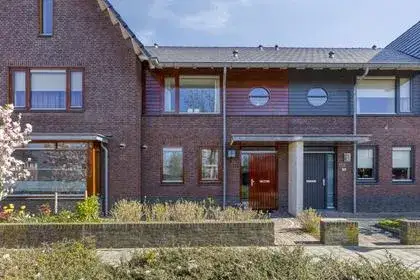 Tussenwoning te koop: Leidijk 117, Essenpas Bemmel