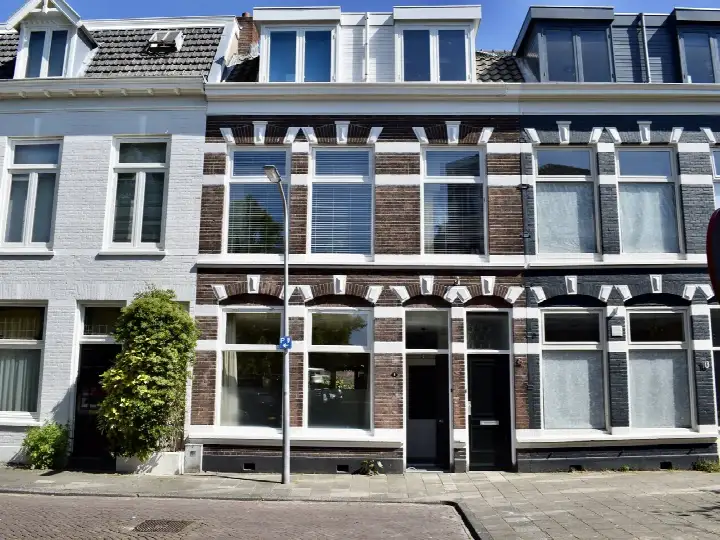 Apartment for rent: Leidseplein 8ZW, Leidsebuurt-oost Haarlem