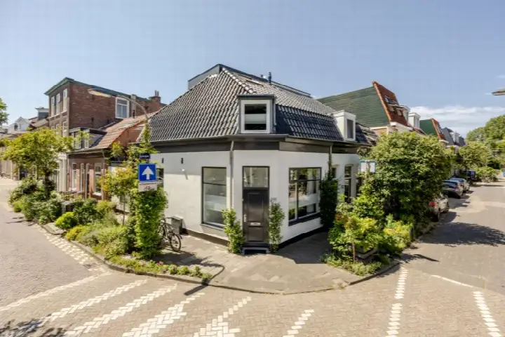 Tussenwoning te koop: Leidsestraat 106, Leidsebuurt-west Haarlem