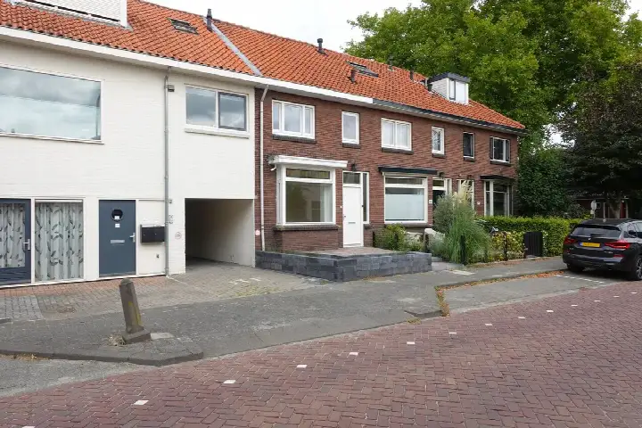 Tussenwoning te huur: Leidsestraatweg 68-3, Schilderskwartier Woerden