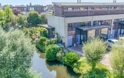 Corner house for sale: Lek 27, Esse Hoog Nieuwerkerk Aan Den Ijssel