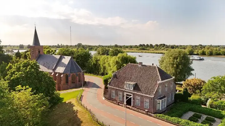 Vrijstaande woning te koop: Lekdijk 75, Tienhoven aan de Lek kern Tienhoven Aan De Lek