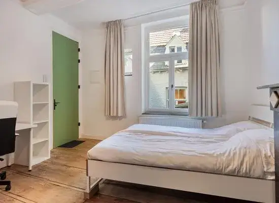 Studio te koop: Leliestraat 24B-02, Binnenstad Maastricht