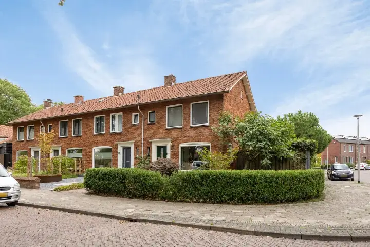Hoekwoning te koop: leliestraat 62, Glinde-Hooiland Oldenzaal