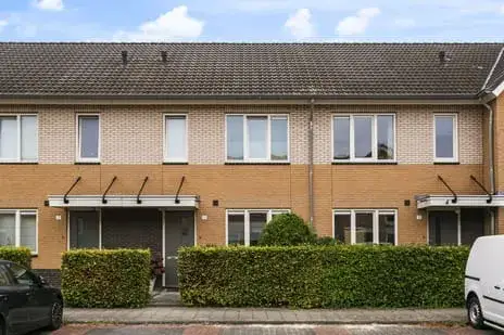 Terraced house for rent: Lelietuin 11, Tuinen Houten