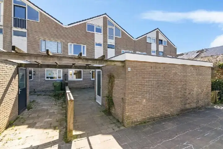 Tussenwoning te huur: Lenteklokje 26, Aldlân-Oost Leeuwarden