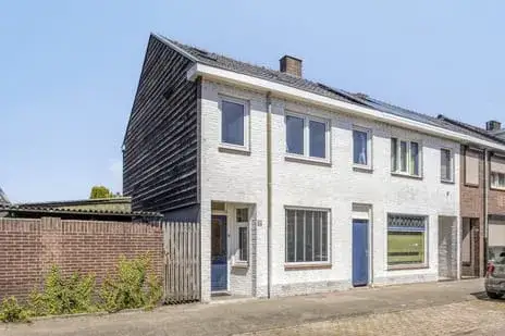Hoekwoning te koop: Leo XIII-straat 11, Pastorieklamp Oost Tilburg