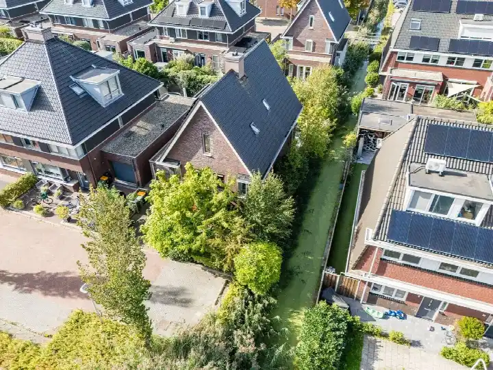 Detached house for sale: Lepelaar 15, Vliegeniersbuurt Sassenheim