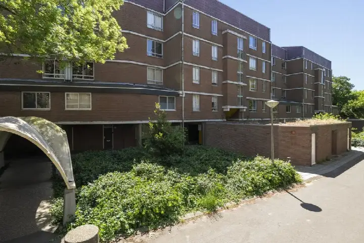 Appartement te koop: Leusdenhof 326, L-buurt Amsterdam