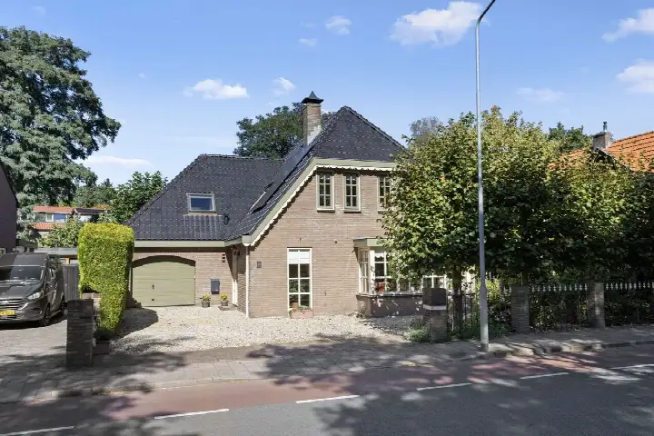 Vrijstaande woning te koop: Leuvenumseweg 21, Ermelo - Noord Ermelo
